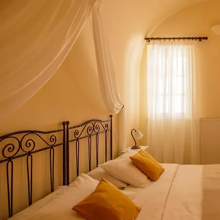 Hotel Ikio Concept Santorini Pyrgos Kallistis