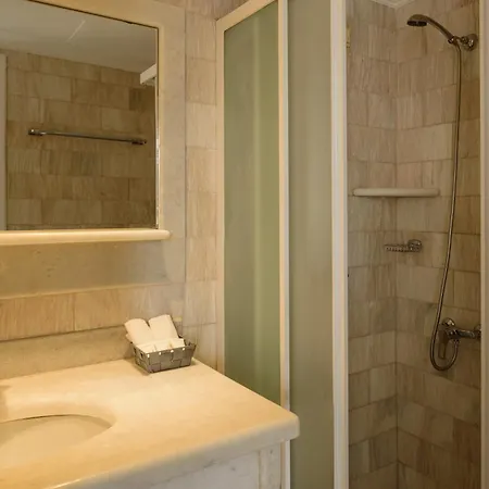 Ikio Concept Santorini Hotel Pýrgos